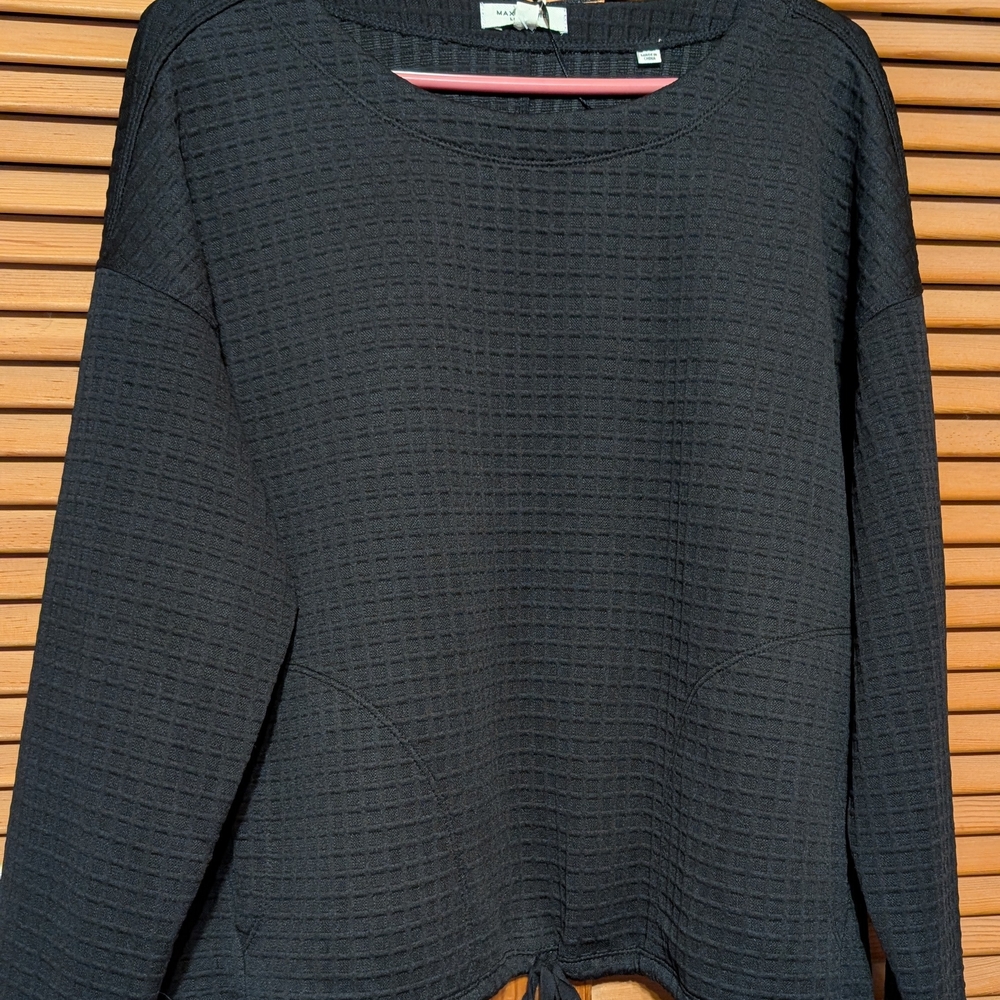 Max Studio Black Textured Sweatshirt